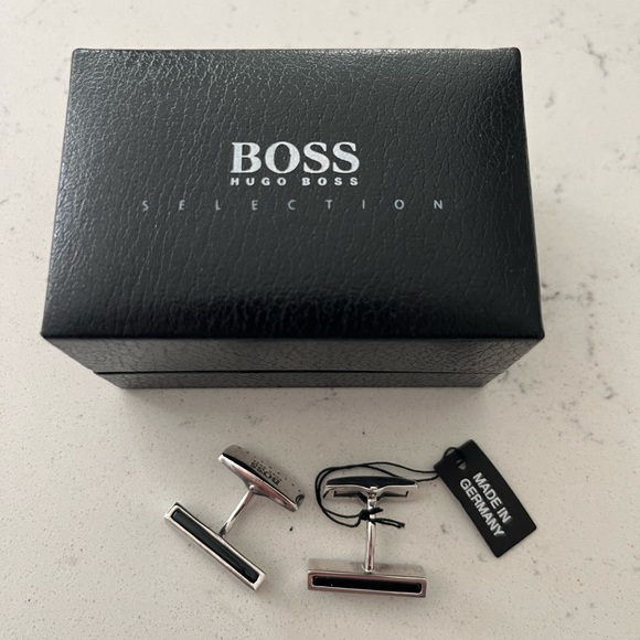 Hugo Boss Cuff Links - Picture 1 of 2